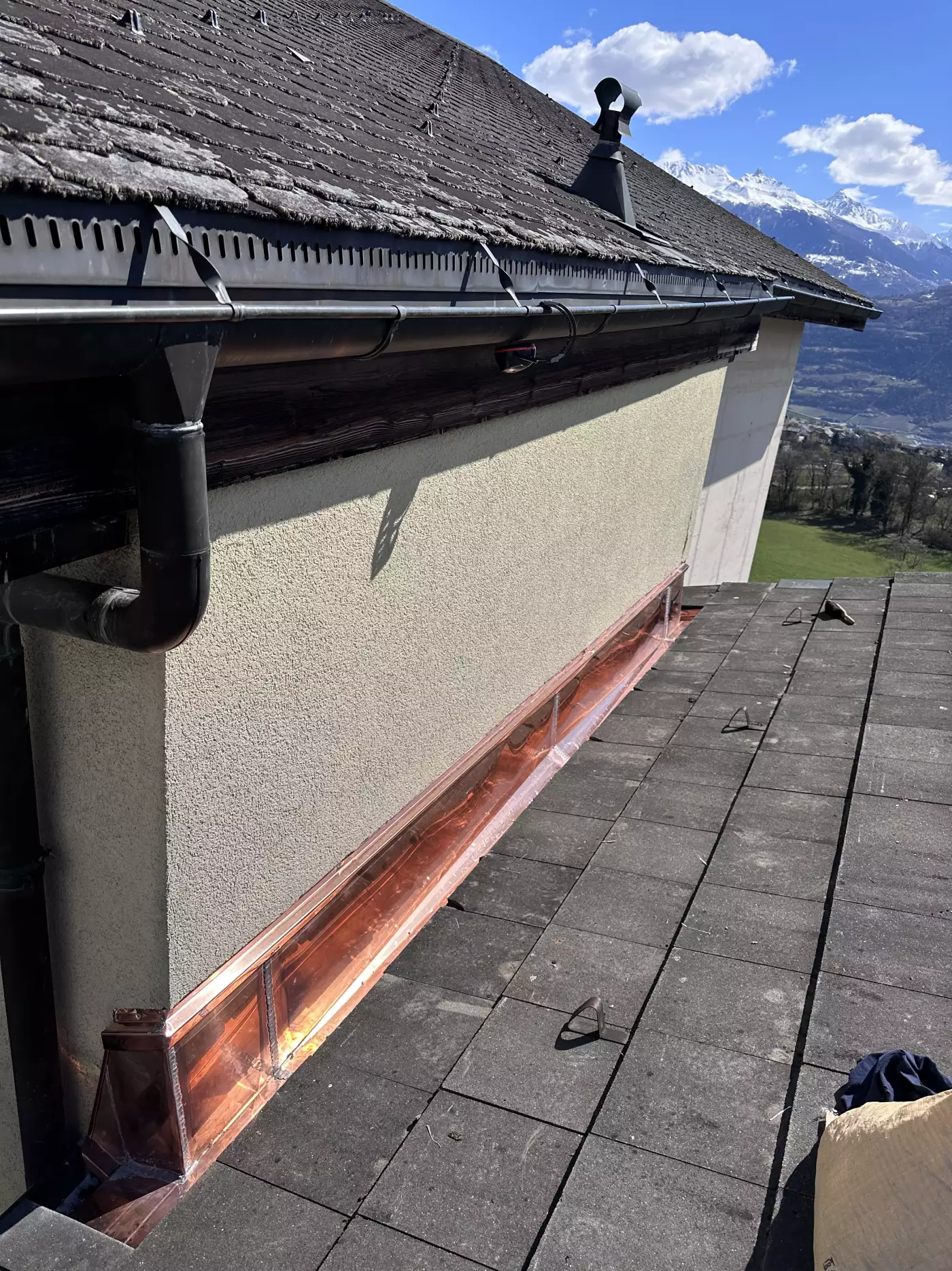 Chantier réalisé par RT Toiture Sàrl en Valais