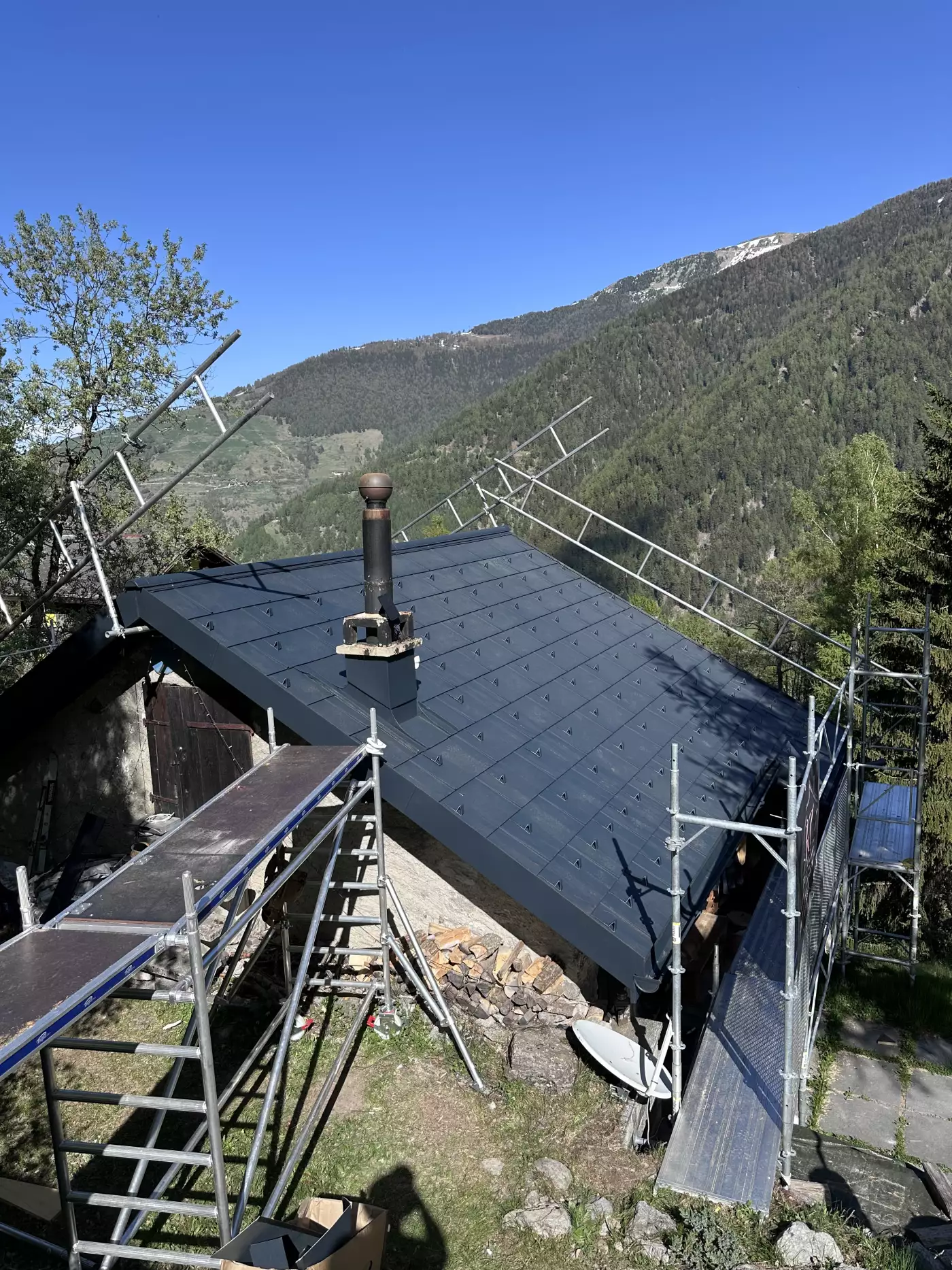 Chantier réalisé par RT Toiture Sàrl en Valais