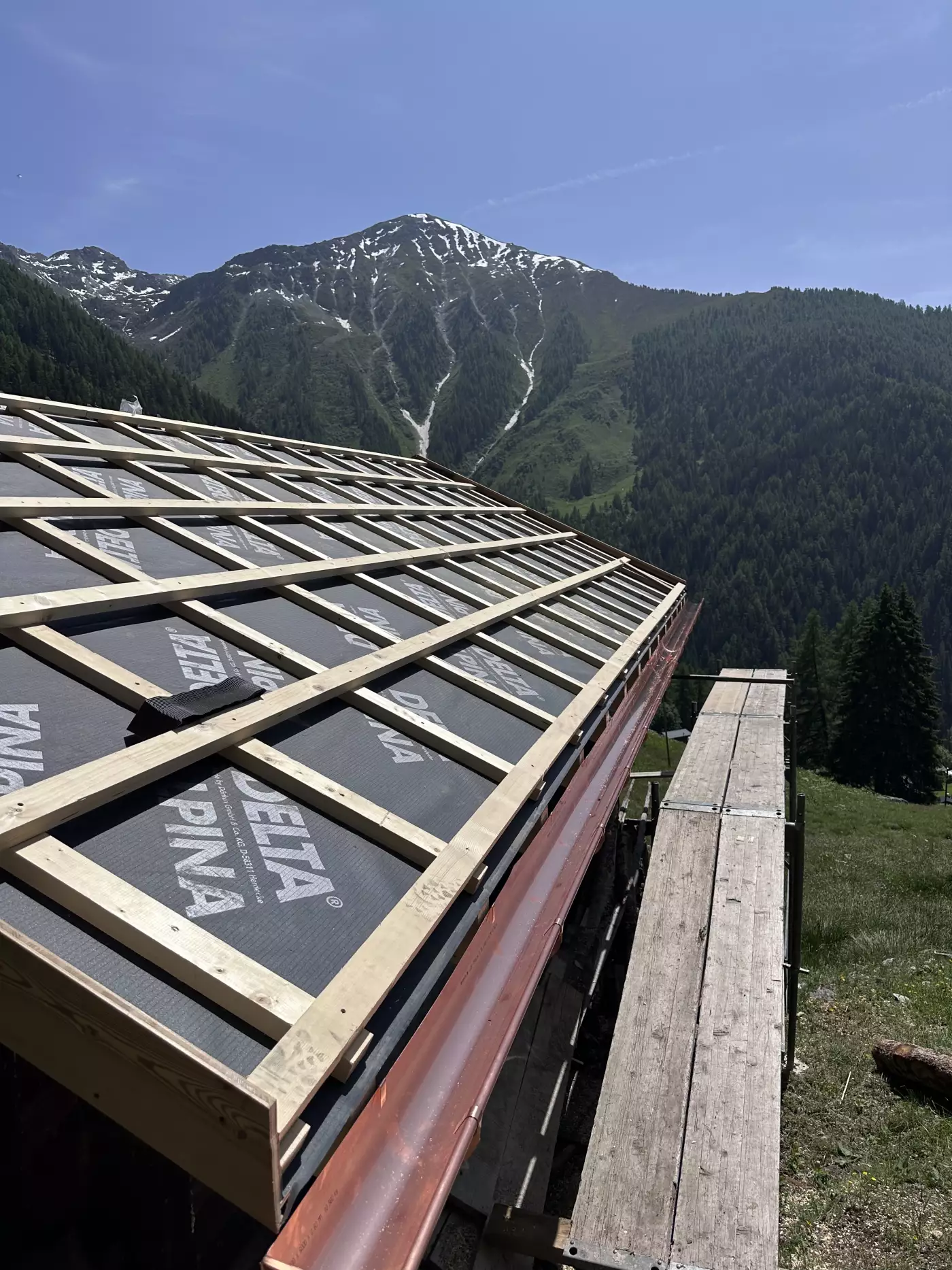 Chantier réalisé par RT Toiture Sàrl en Valais