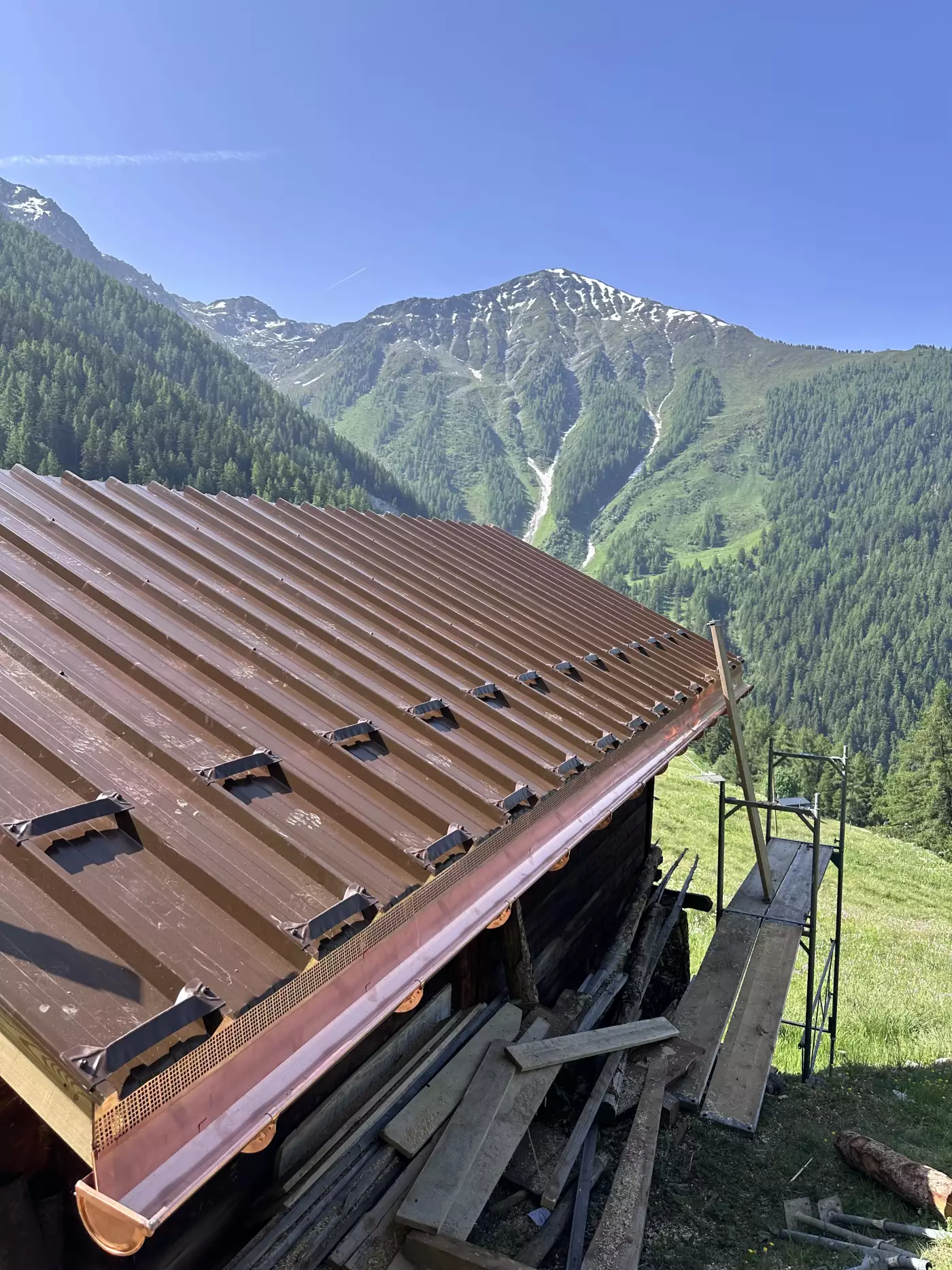 Chantier réalisé par RT Toiture Sàrl en Valais